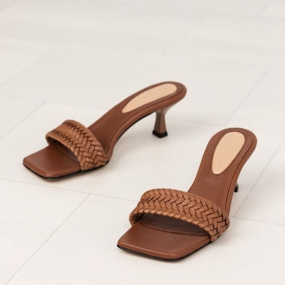 Dear Frances Basket Brown Woven Sandal US 36